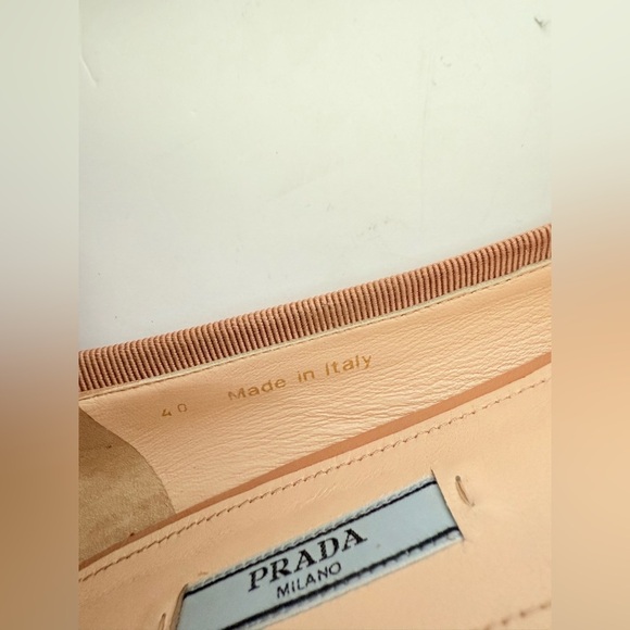 Prada Beige/Nude leather logo embellished bowtie pointed toe ballerina flats 40 - Picture 7 of 7